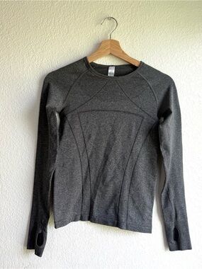 Ivivva by Lululemon Kids Girls Shirt Gray Grey Long Sleeve Size 12